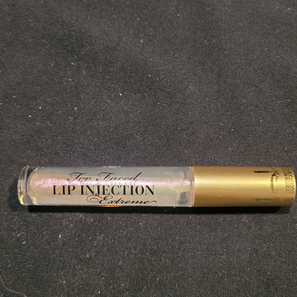 Too Faced Lip Injection Extreme - Iridescent Gold